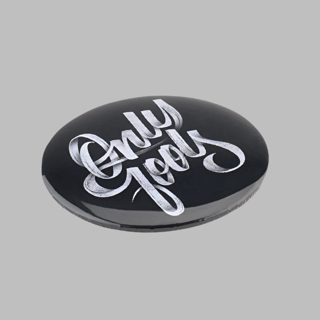 round pin badges